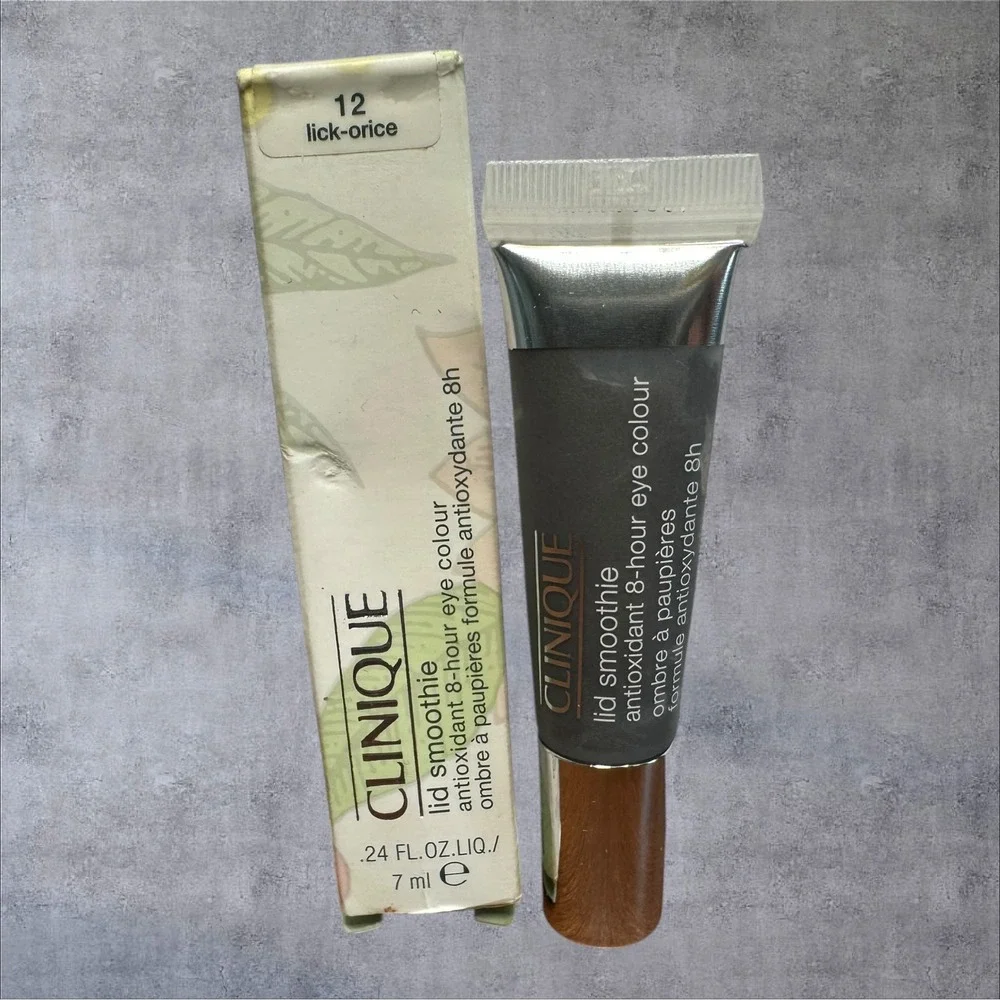 Clinique Lid Smoothie Eye Colour 12 Lick-orice 0.24oz New Grey‎ Cream Eyeshadow